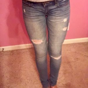 Hollister Super Skinny Jeans